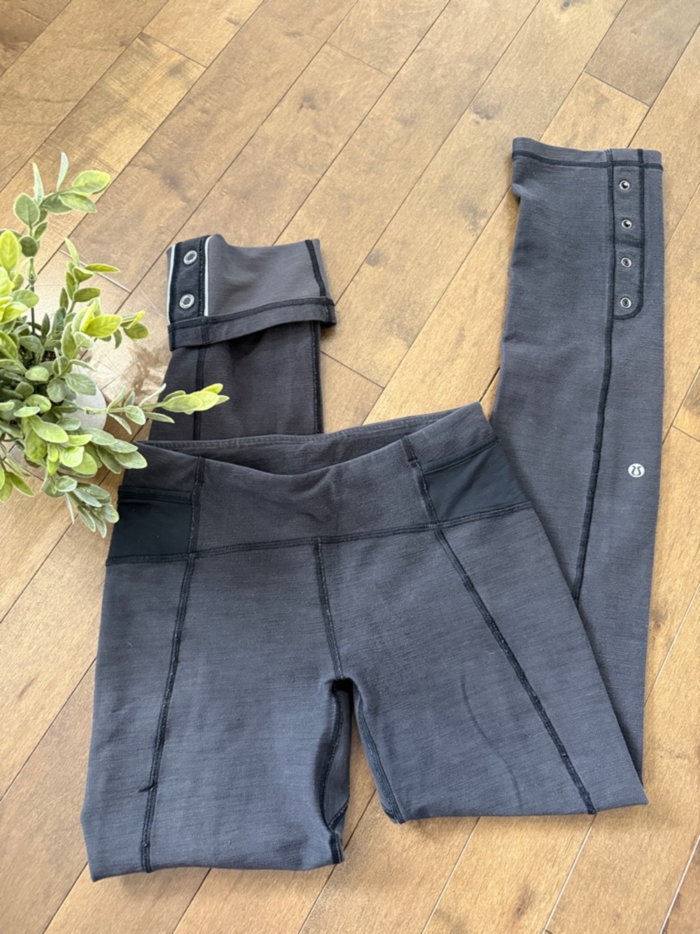 Lululemon Pedal Power Tights size 4
